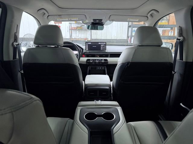 New 2026 Honda Pilot Touring image 28