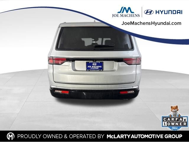 Used 2022 Jeep Wagoneer Series III w/ Convenience Group I image 9