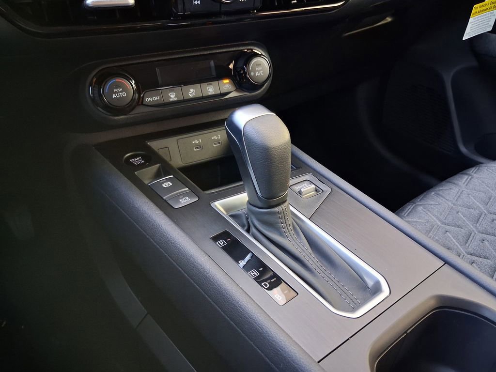 New 2026 Nissan Kicks SV FWD image 9