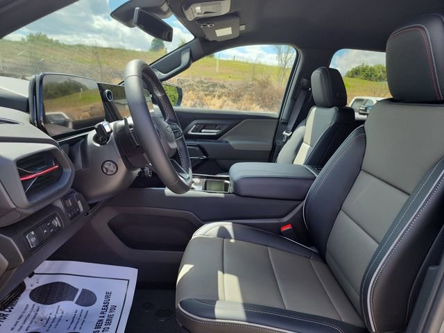 New 2026 Chevrolet Silverado EV Trail Boss w/ Plus Package AWD/4WD image 18