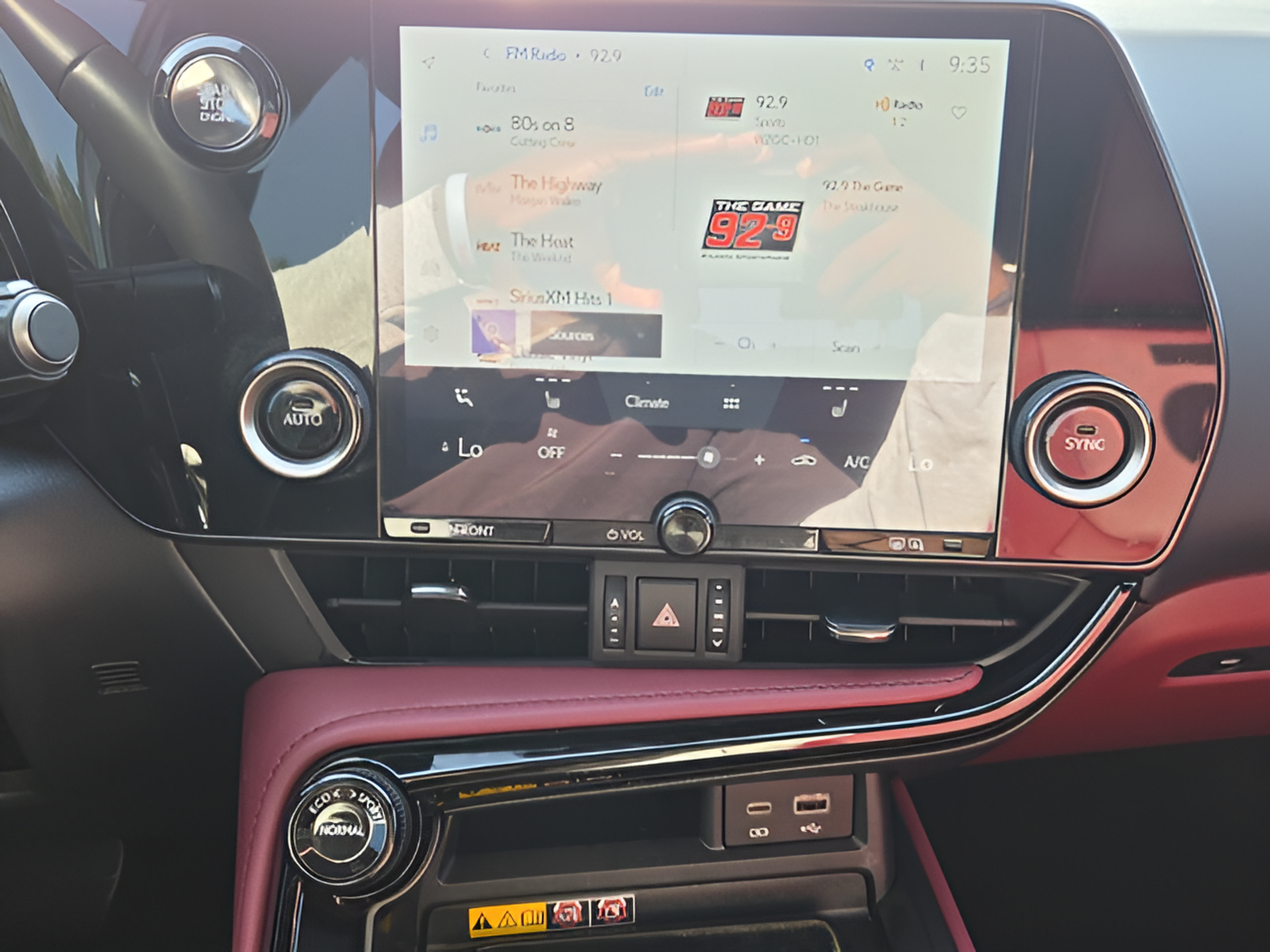 Certified 2025 Lexus NX 250 FWD w/ Accessory Package (K3) image 17