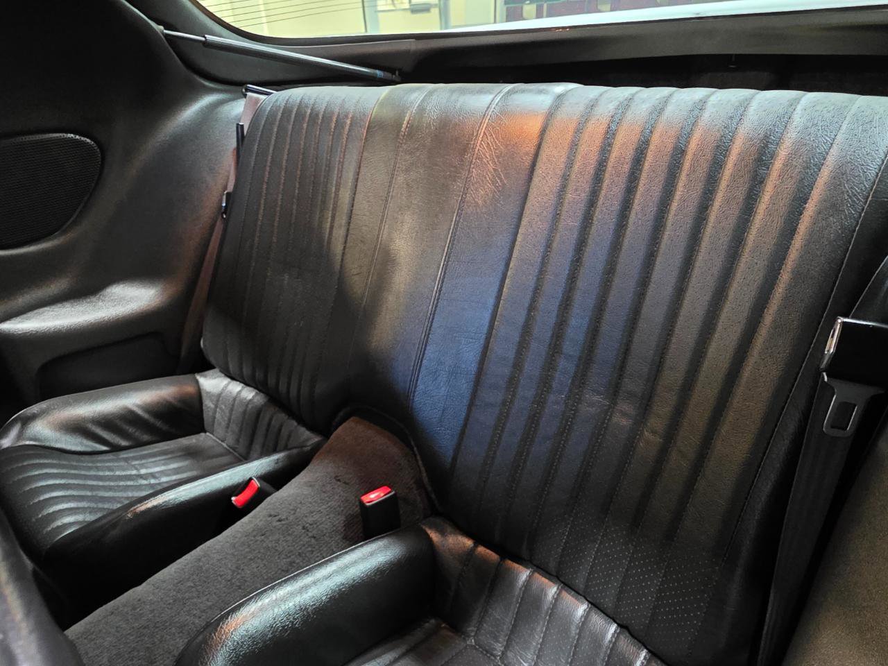 Used 2002 Pontiac Firebird Formula w/ Opt Pkg image 17