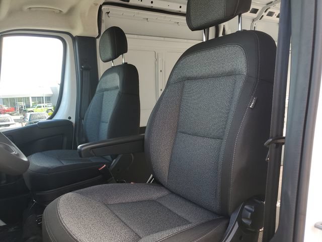 New 2026 RAM ProMaster 2500 w/ Quick Order Package 22G SLT FWD image 12