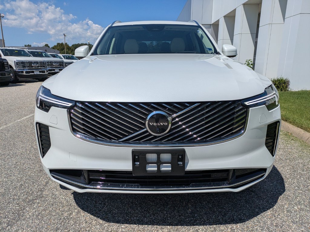 New 2026 Volvo XC90 T8 Ultra w/ Protection Package Premier AWD/4WD image 9