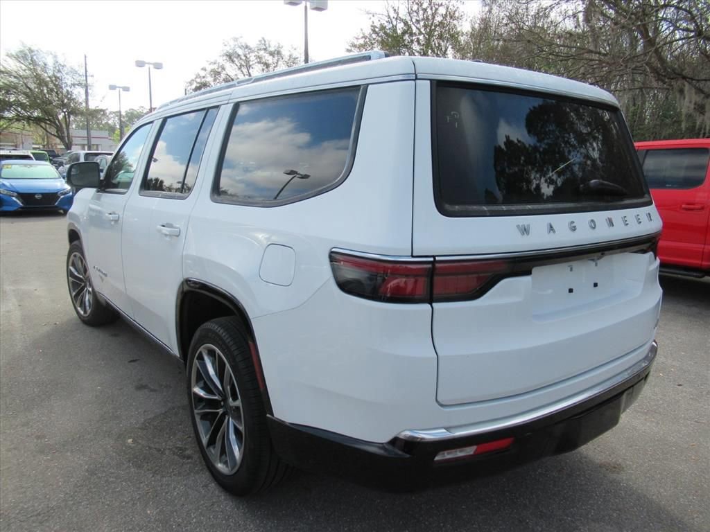Certified 2024 Jeep Wagoneer Series III w/ Premium Group I image 3
