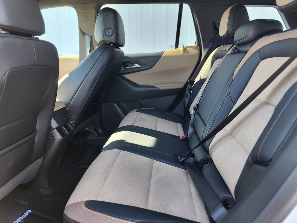 Used 2026 Chevrolet Equinox ACTIV w/ Convenience Package III image 14