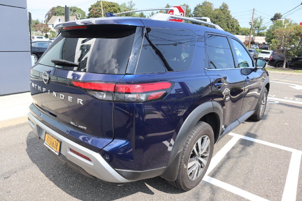 Certified 2024 Nissan Pathfinder SL AWD/4WD image 6