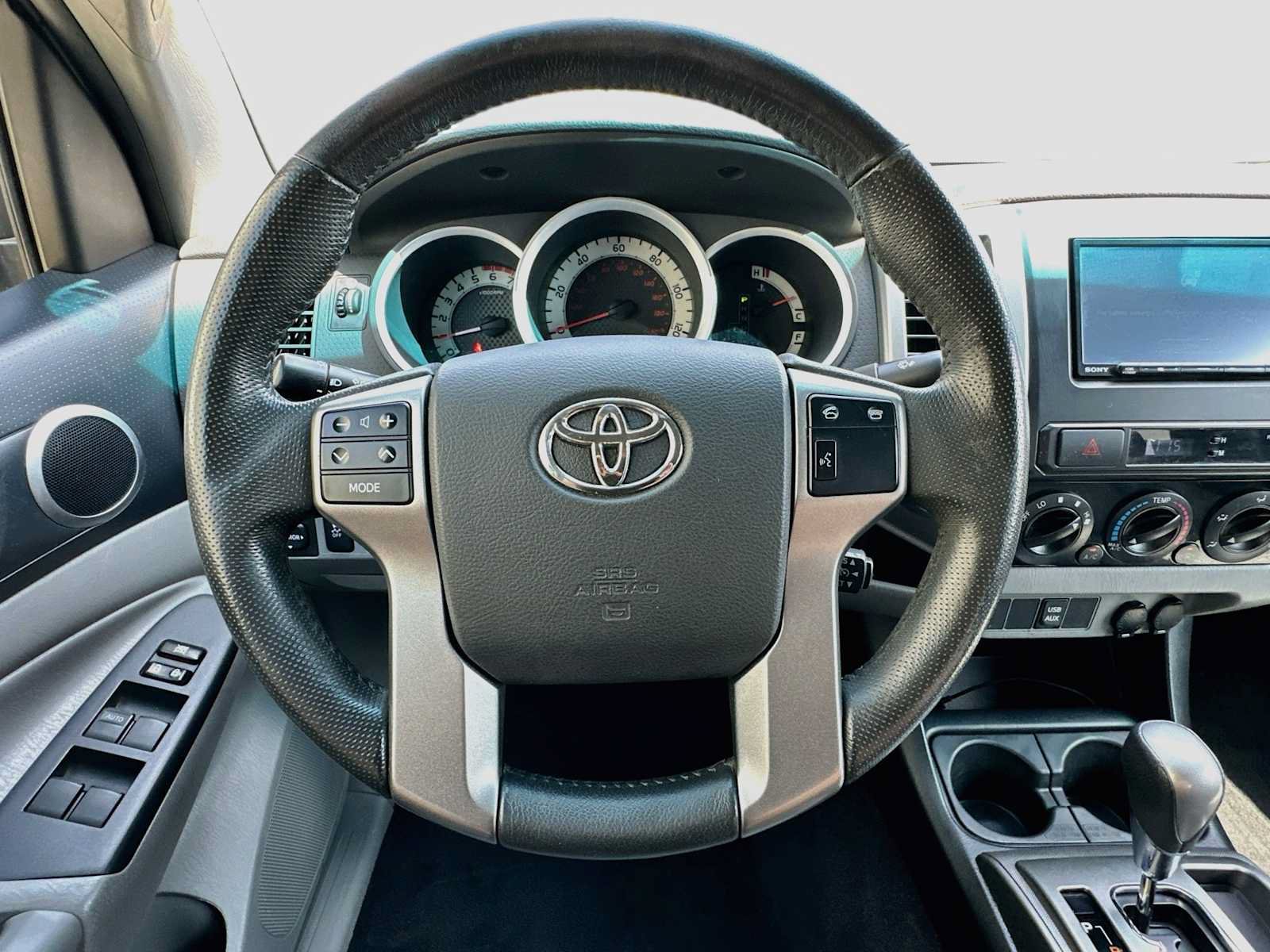 Used 2012 Toyota Tacoma 4x4 Double Cab w/ TRD Sport Pkg image 11