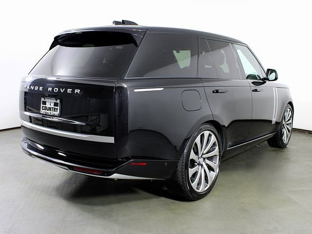 Used 2025 Land Rover Range Rover Autobiography AWD/4WD image 7