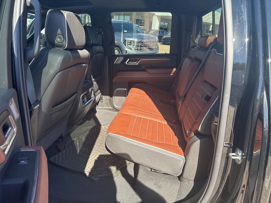 Used 2025 GMC Sierra 2500 Denali Ultimate image 10
