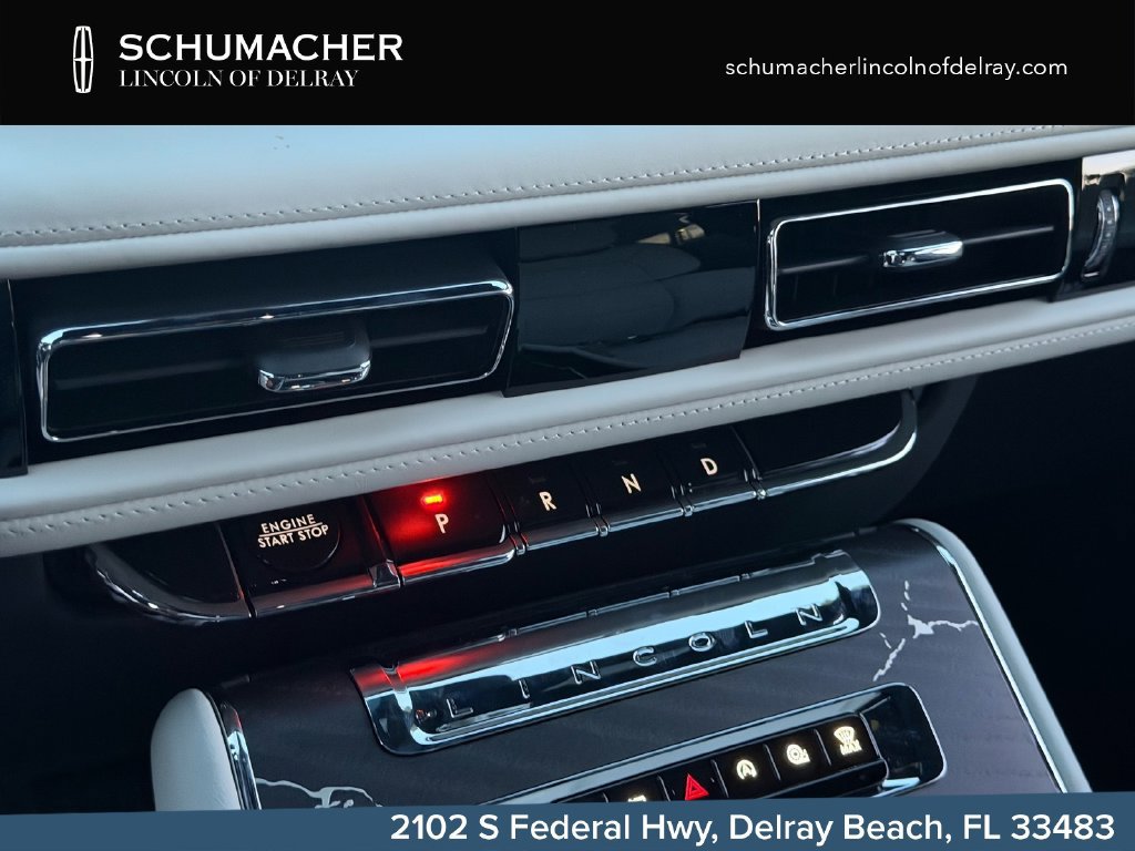 New 2026 Lincoln Aviator Black Label w/ Dynamic Handling Package AWD/4WD image 16