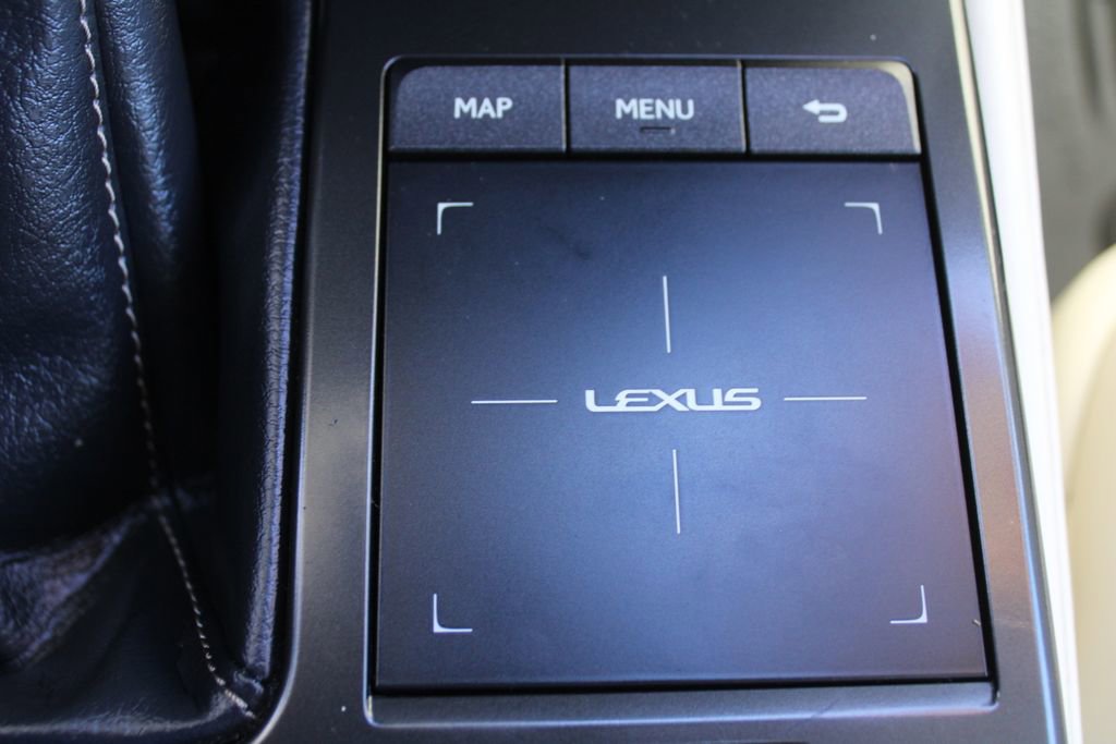 Used 2023 Lexus GX 460 Premium w/ Premium Package image 45