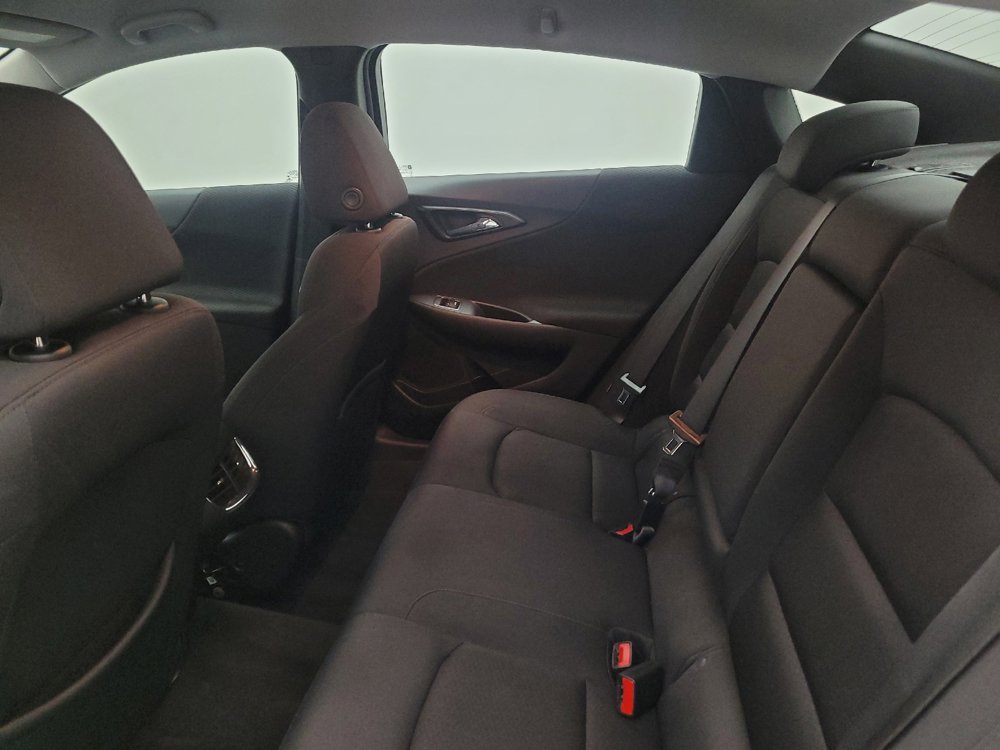 Used 2022 Chevrolet Malibu LT FWD image 18