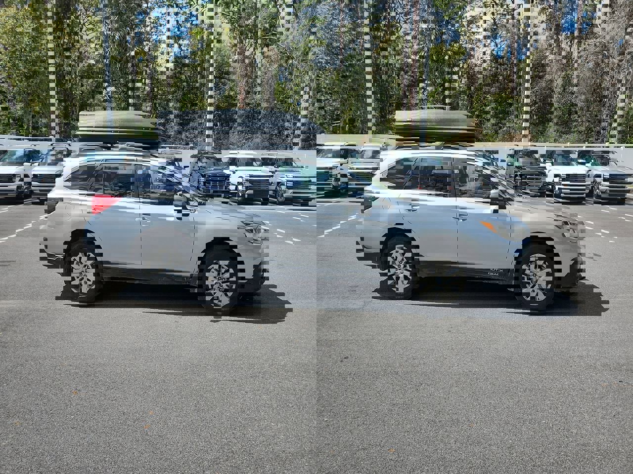 Used 2018 Subaru Outback 2.5i Premium image 6