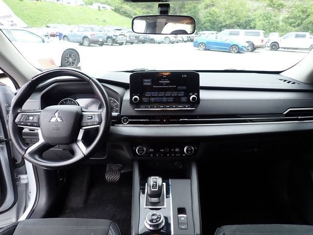 Used 2022 Mitsubishi Outlander SE AWD/4WD image 21