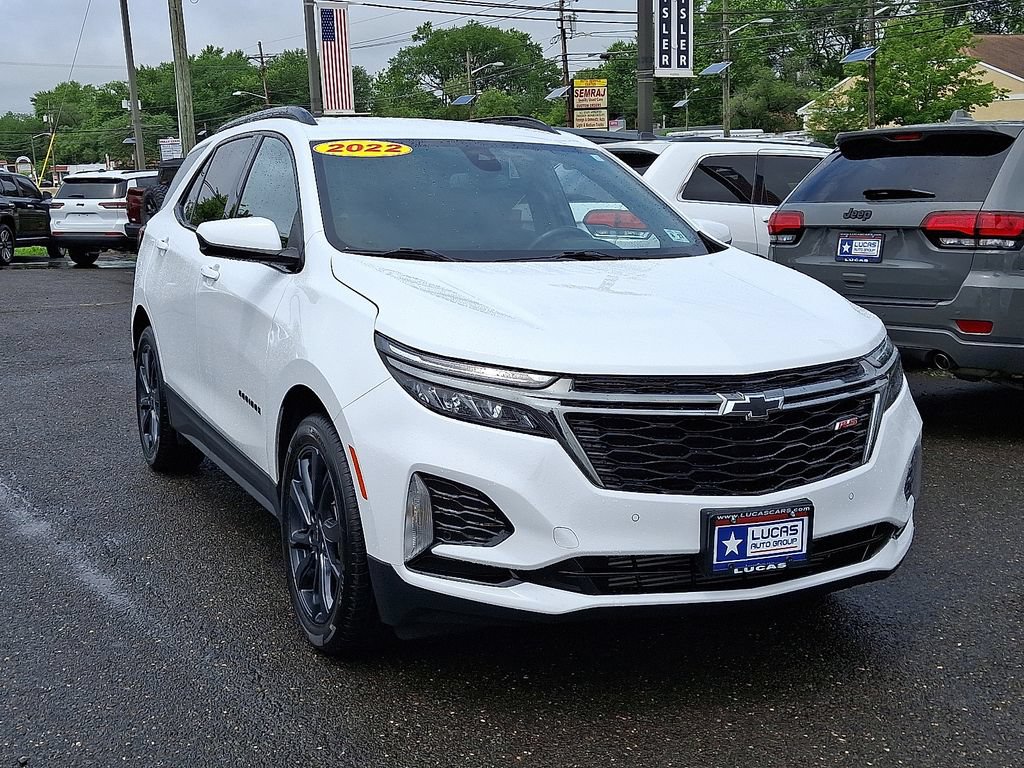 Used 2022 Chevrolet Equinox RS FWD image 2