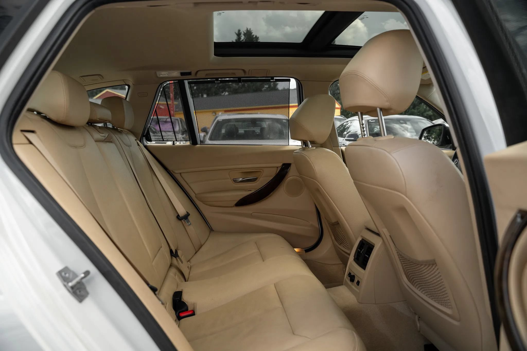 Used 2014 BMW 328i xDrive Wagon AWD/4WD image 14