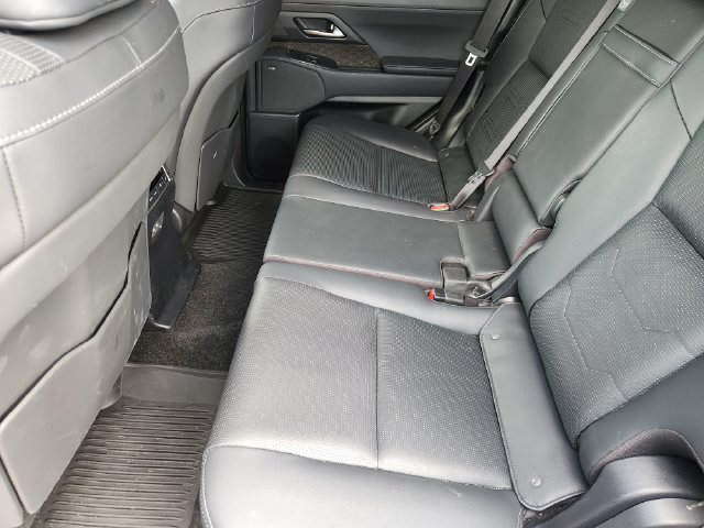 Used 2024 Lexus GX 550 w/ Accessory Package (Z1) AWD/4WD image 30