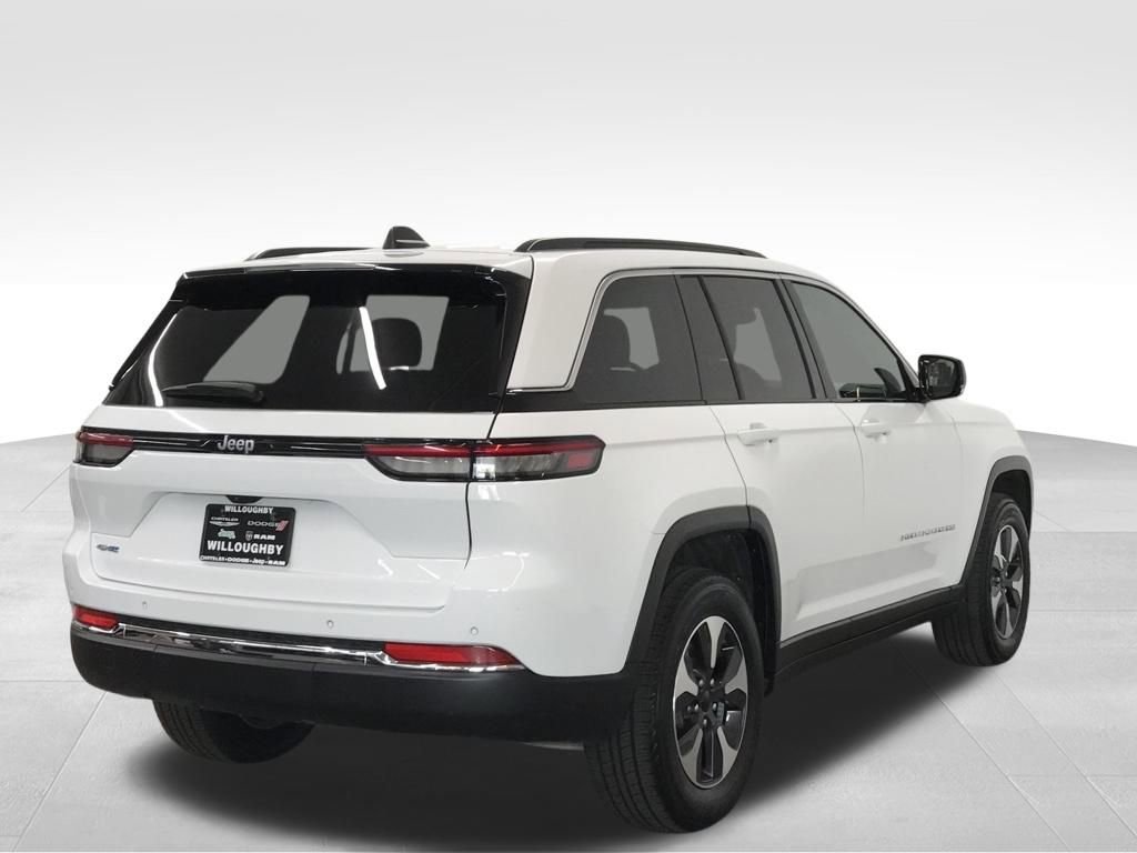 Used 2024 Jeep Grand Cherokee Limited 4xe image 8