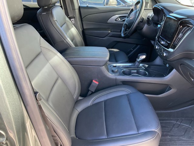 Used 2023 Chevrolet Traverse LT w/ LPO, Floor Liner Package image 9