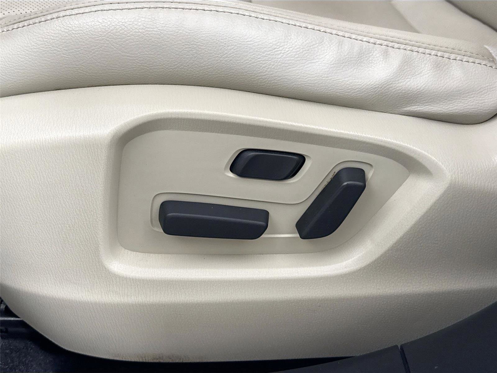 Used 2020 MAZDA CX-9 Touring image 30