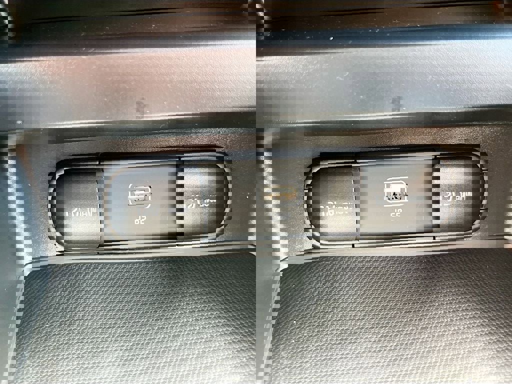 New 2025 Kia Soul LX w/ LX Technology Package image 33