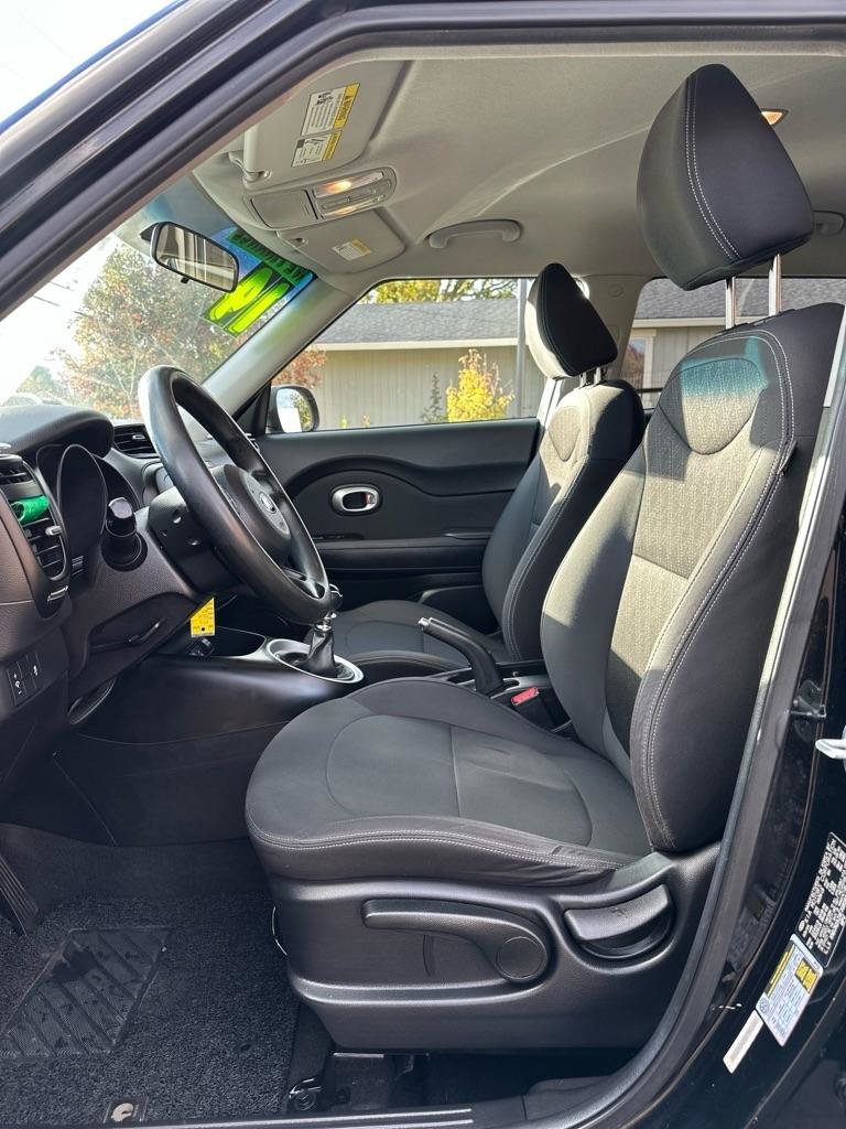 Used 2014 Kia Soul FWD image 14