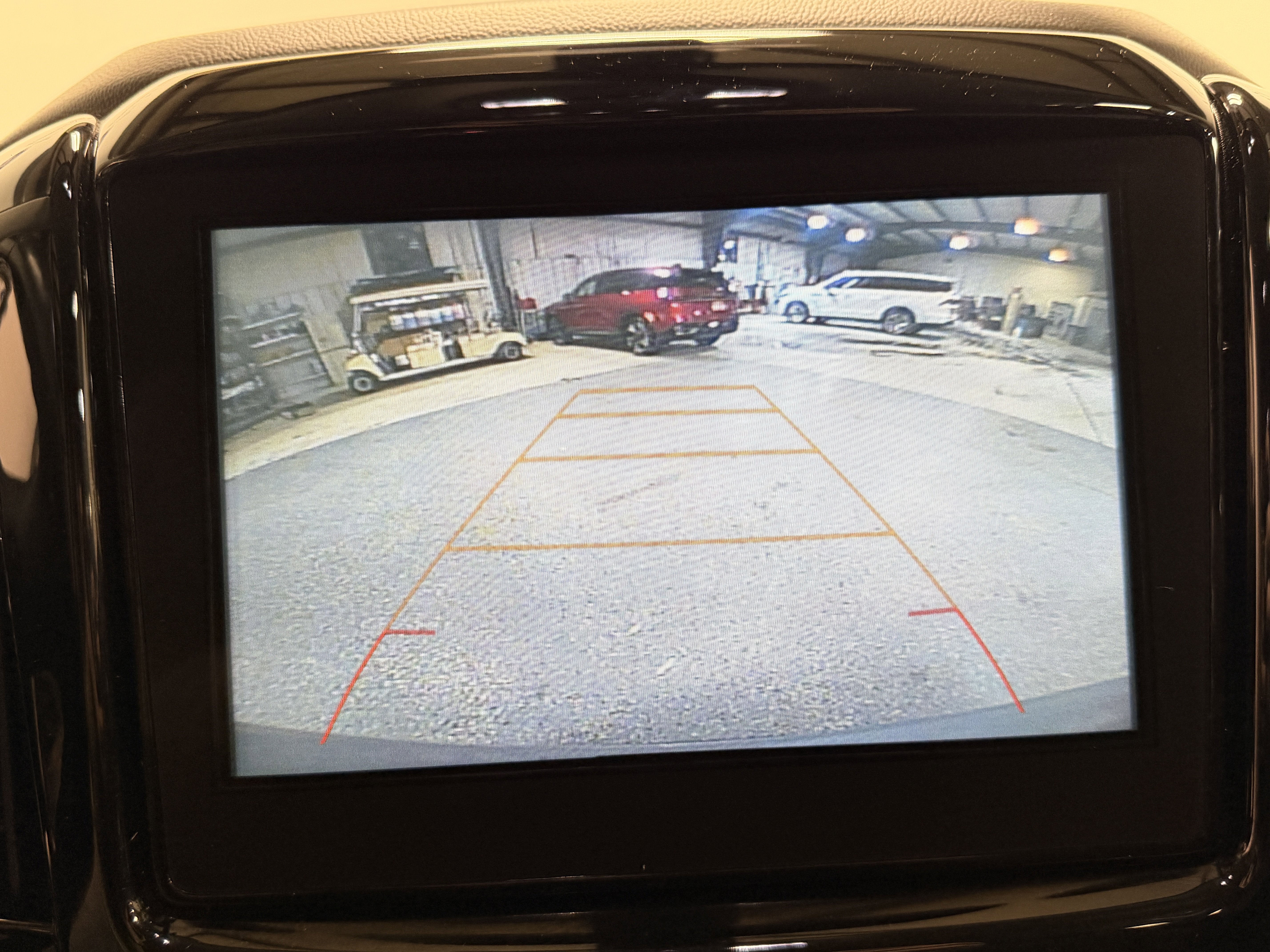 Used 2019 Chevrolet Traverse LT image 11