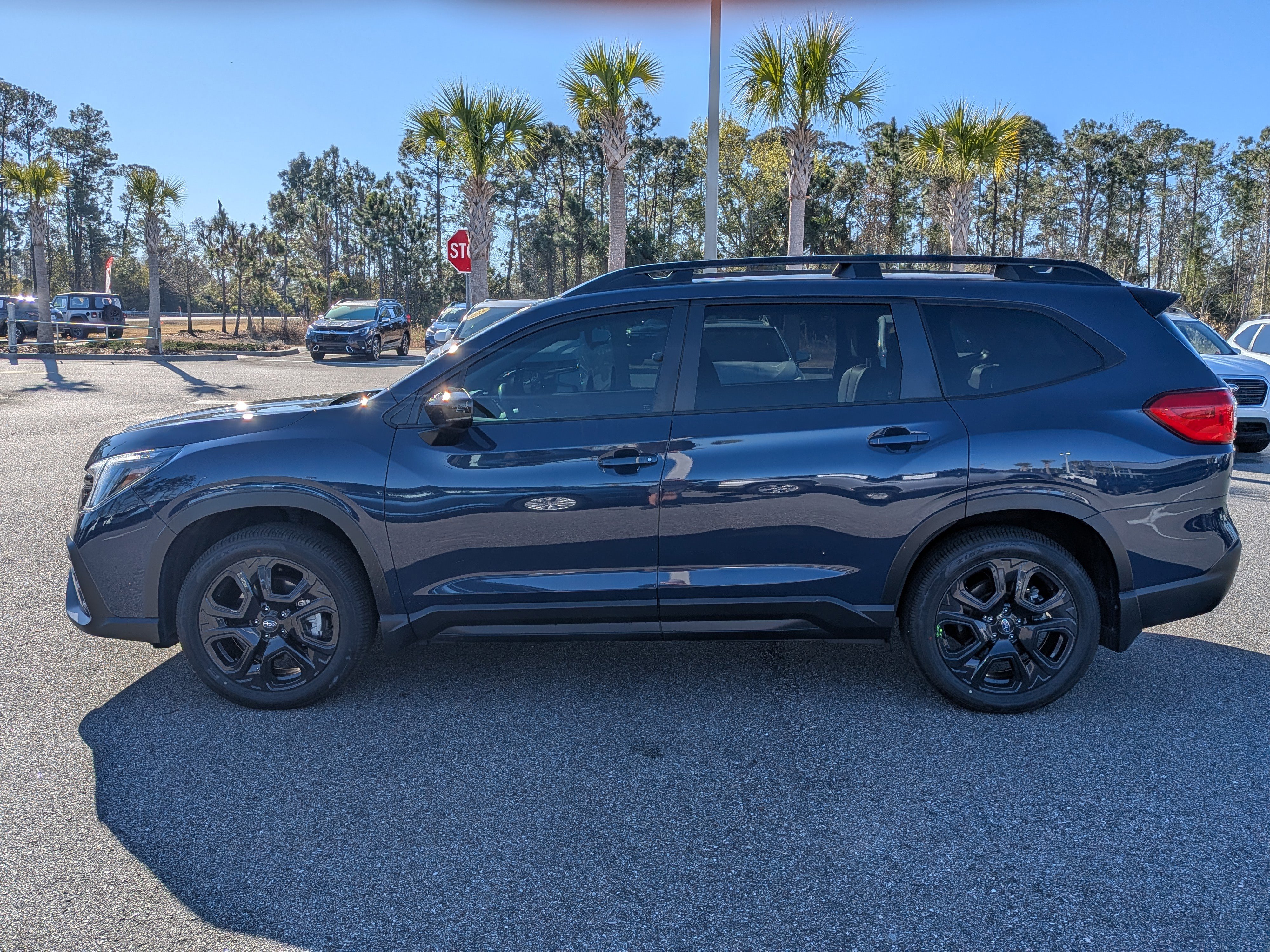 Certified 2025 Subaru Ascent Onyx Edition image 7