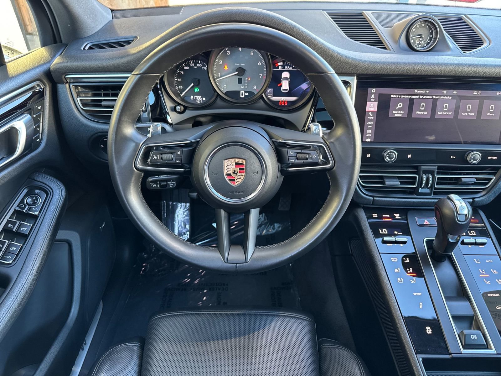 Certified 2024 Porsche Macan S AWD/4WD image 16