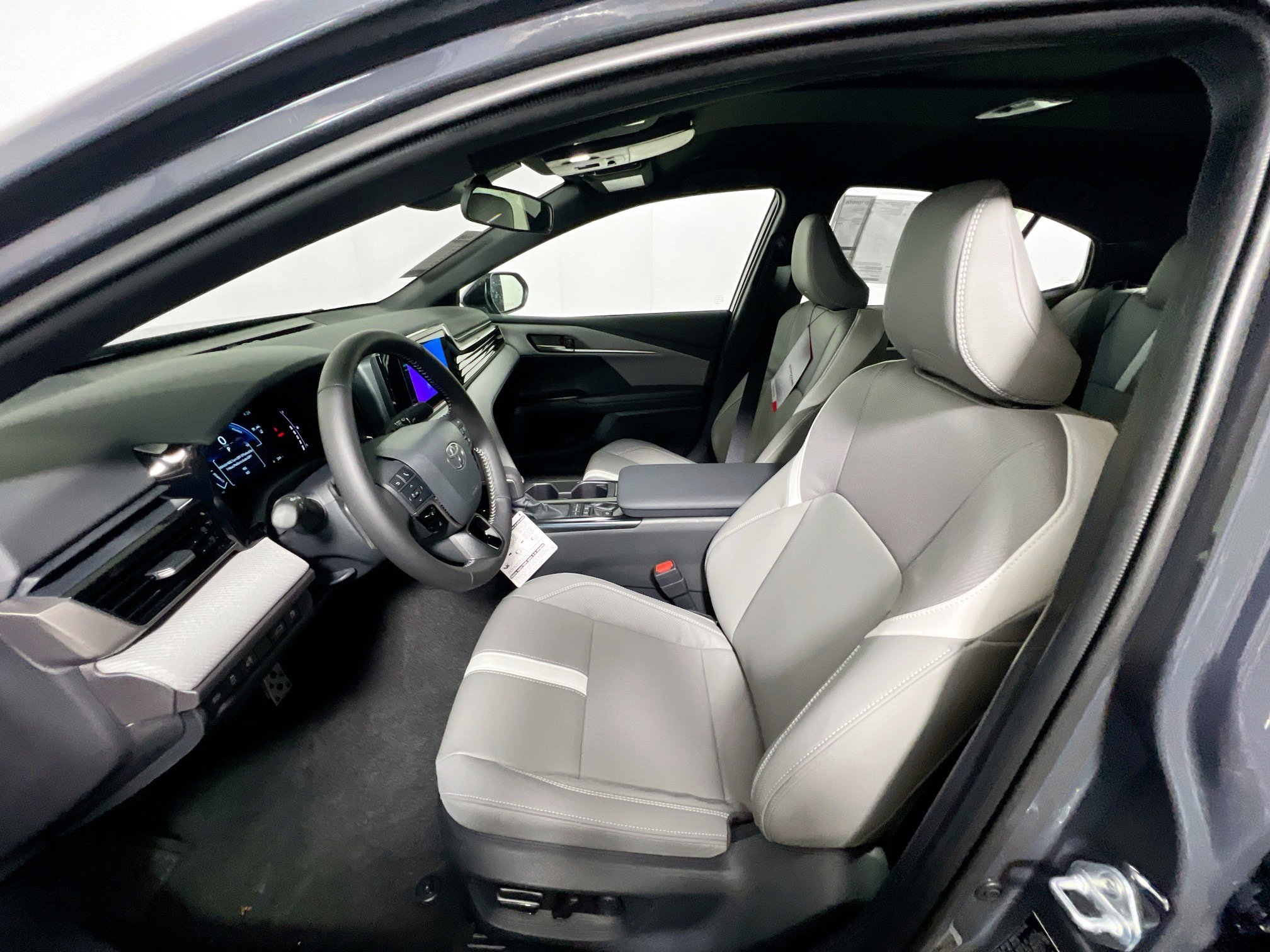 New 2026 Toyota Camry SE image 14