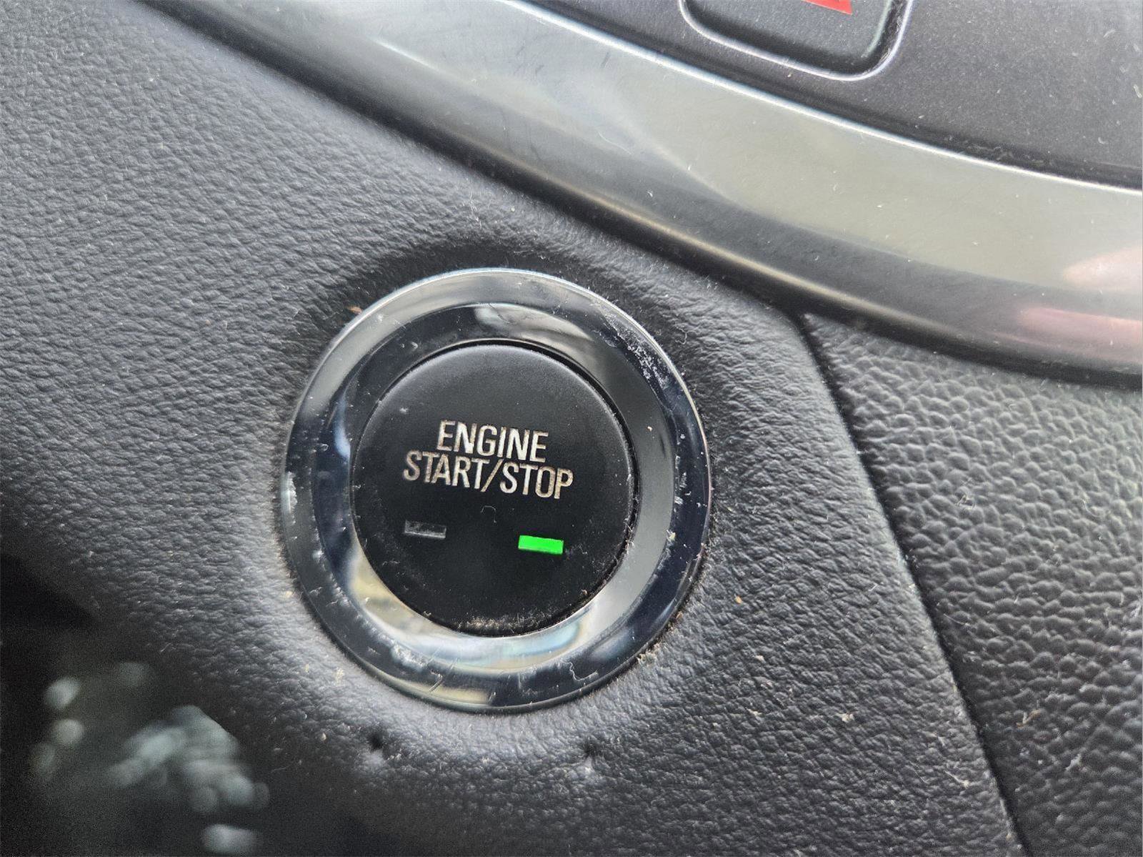 Used 2018 Chevrolet Impala LT FWD image 17