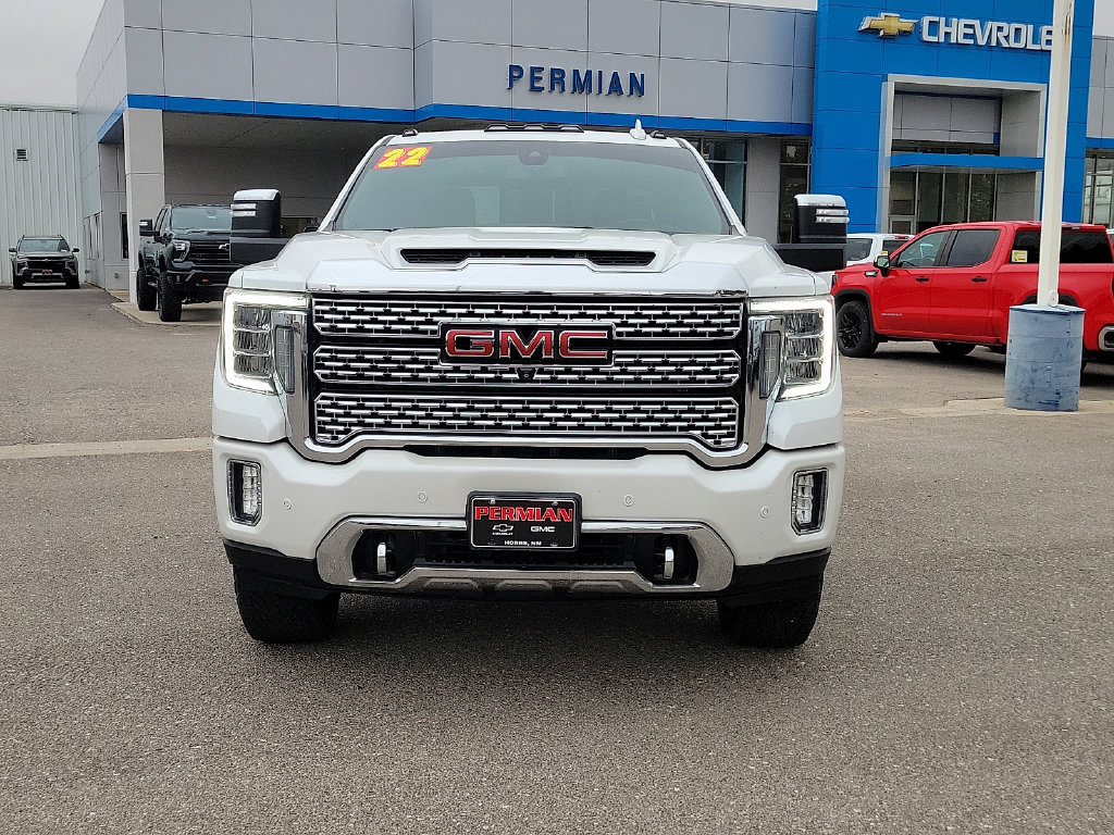 Used 2022 GMC Sierra 2500 Denali AWD/4WD image 3