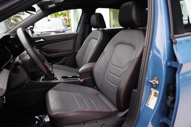 Used 2025 Volkswagen Jetta GLI Autobahn FWD image 16