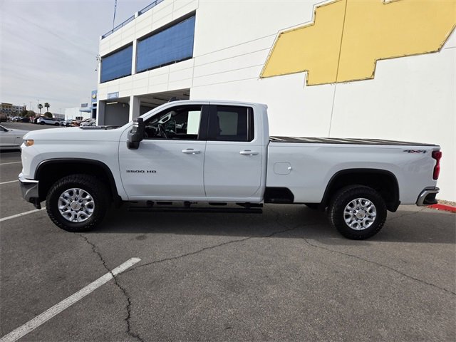Used 2022 Chevrolet Silverado 3500 LT w/ Convenience Package image 3