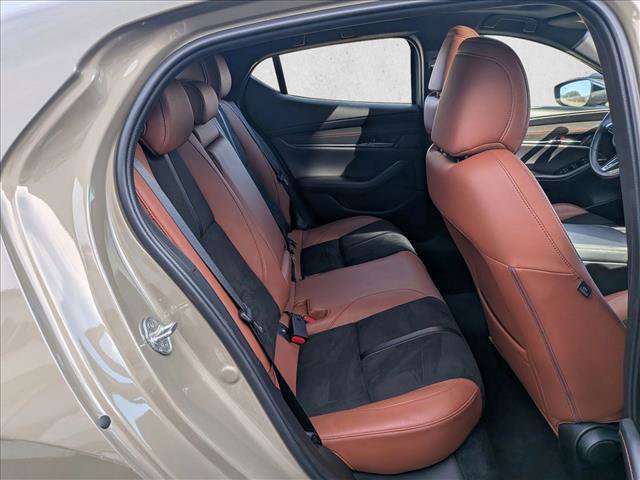 Used 2024 MAZDA MAZDA3 s image 21