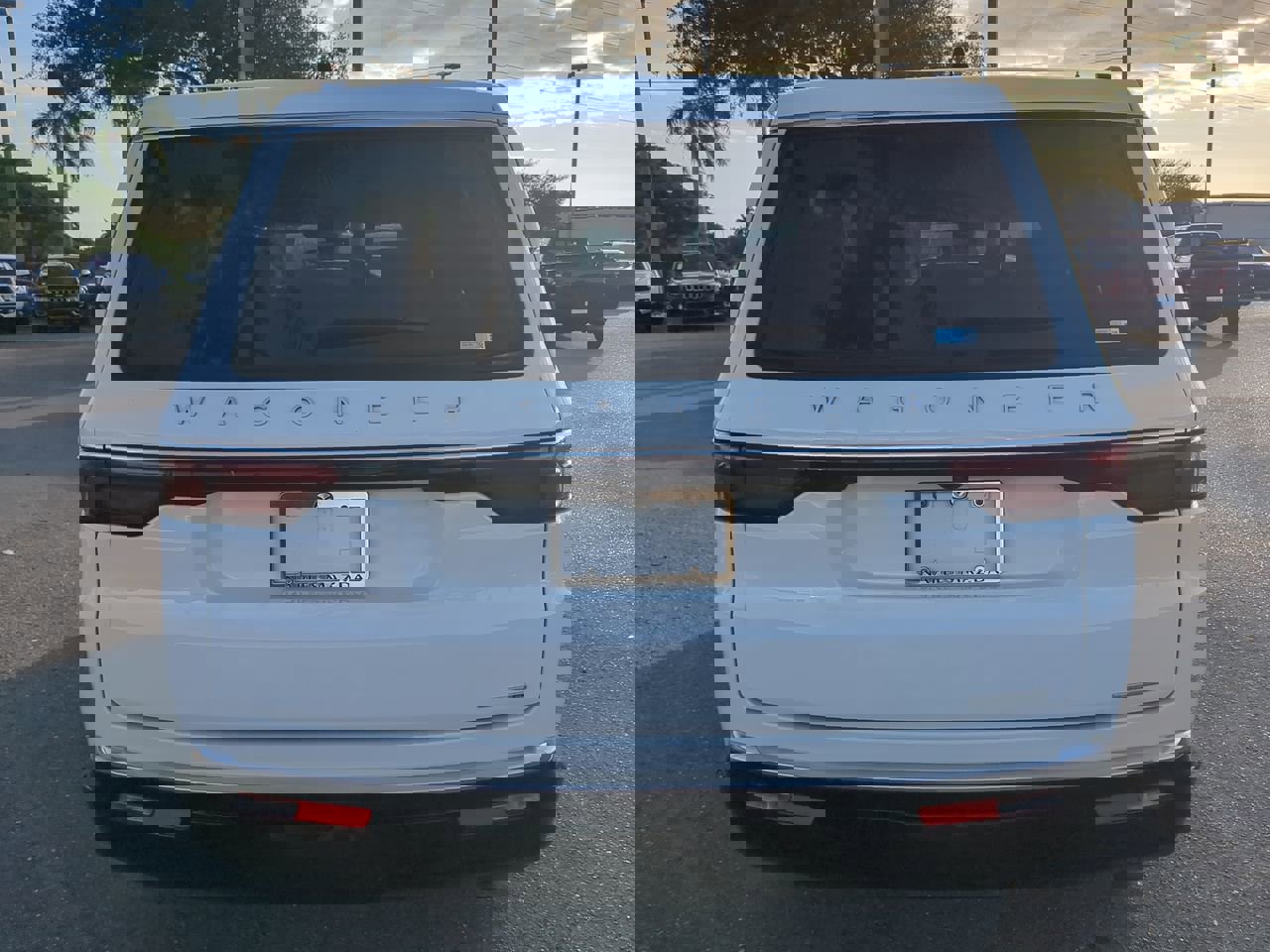 Used 2024 Jeep Wagoneer Series III image 6