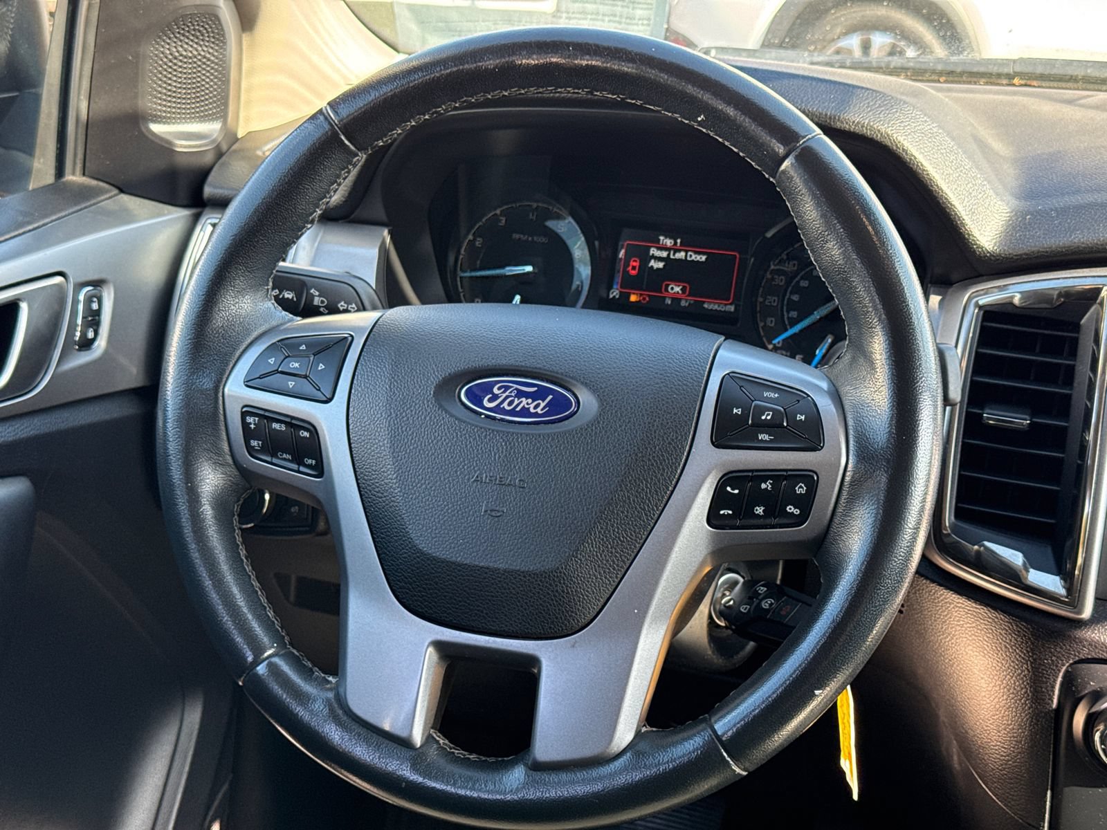 Used 2019 Ford Ranger XLT RWD image 12