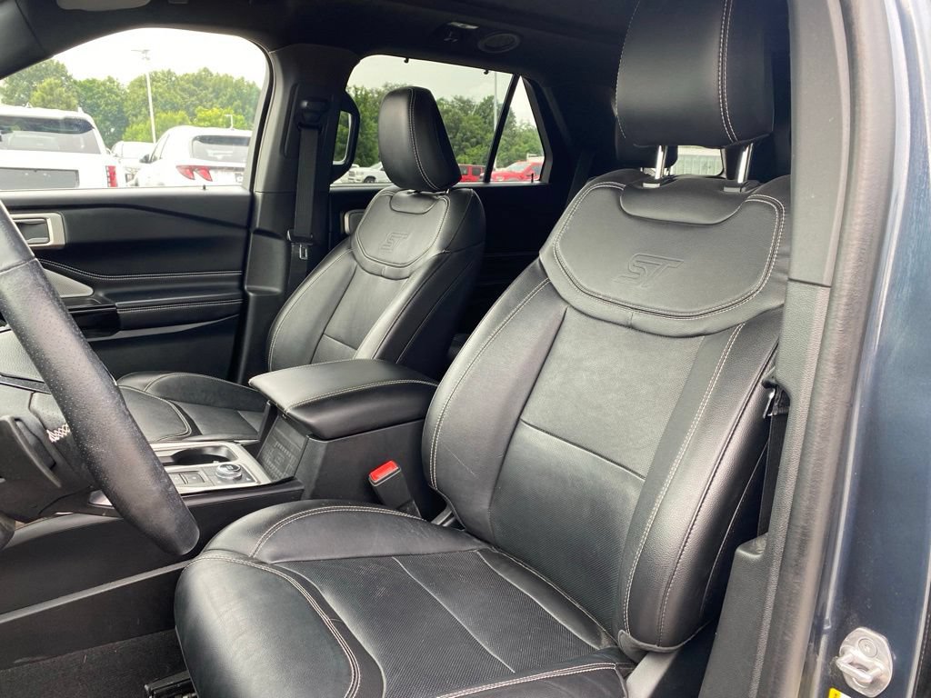 Used 2023 Ford Explorer ST w/ Equipment Group 401A AWD/4WD image 16