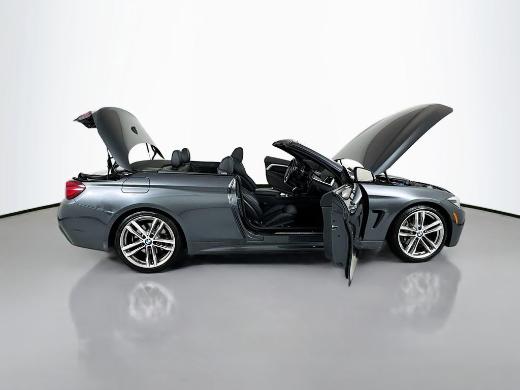 Used 2020 BMW 440i Convertible w/ M Sport Package image 28