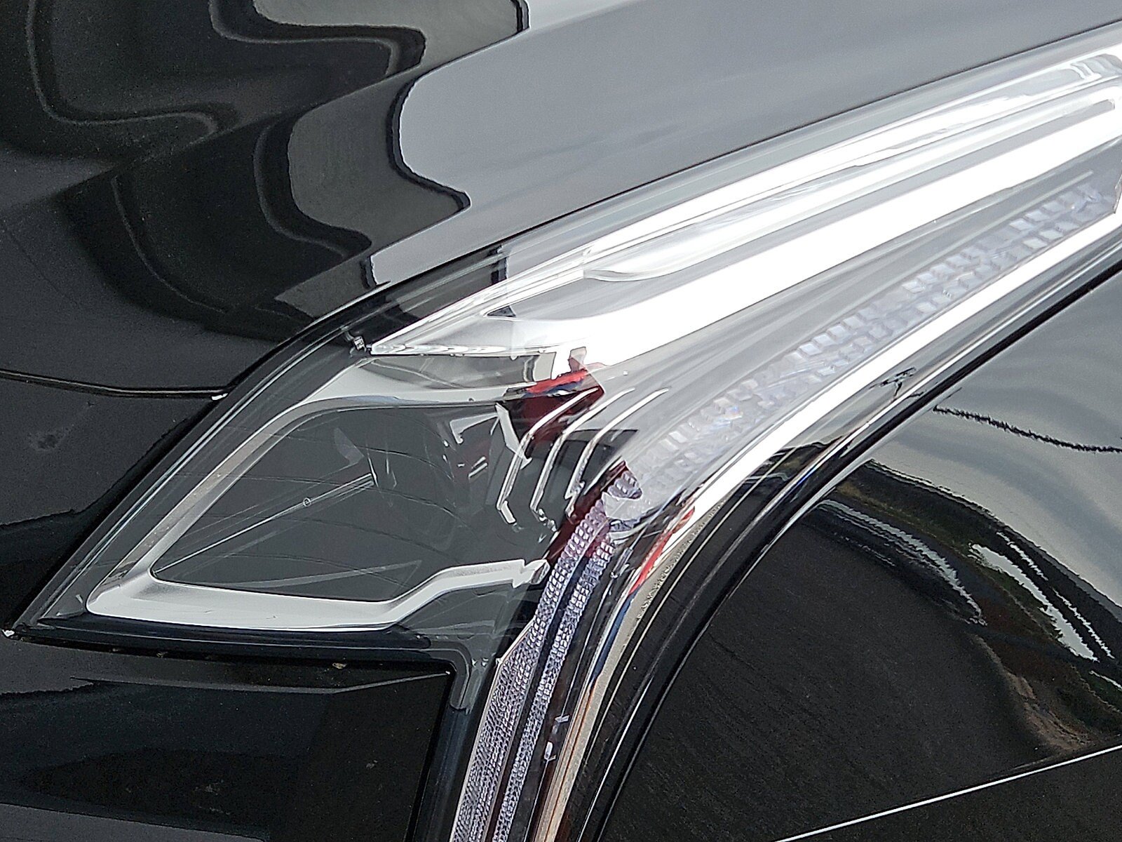 New 2026 Cadillac XT5 Premium Luxury w/ LPO, Floor Liner Package FWD image 10