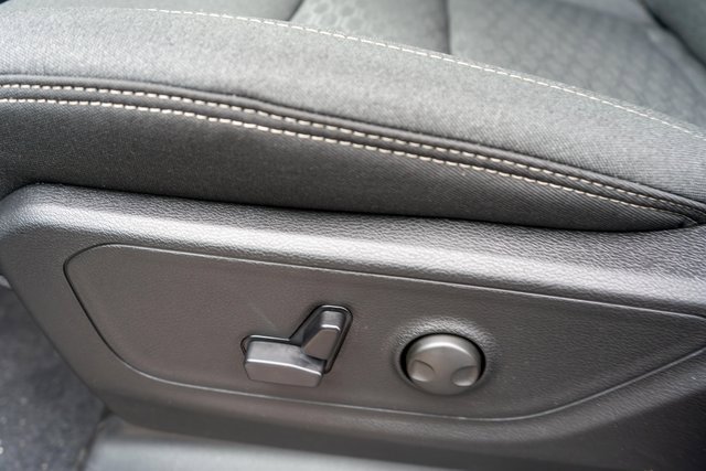 New 2026 RAM 1500 4x4 Crew Cab image 14