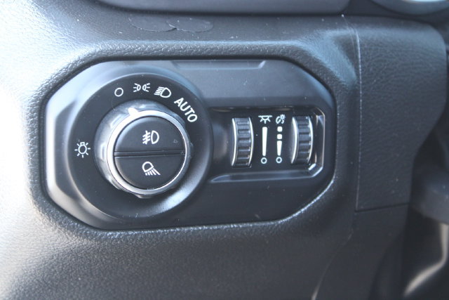 Used 2022 Jeep Gladiator Sport AWD/4WD image 15