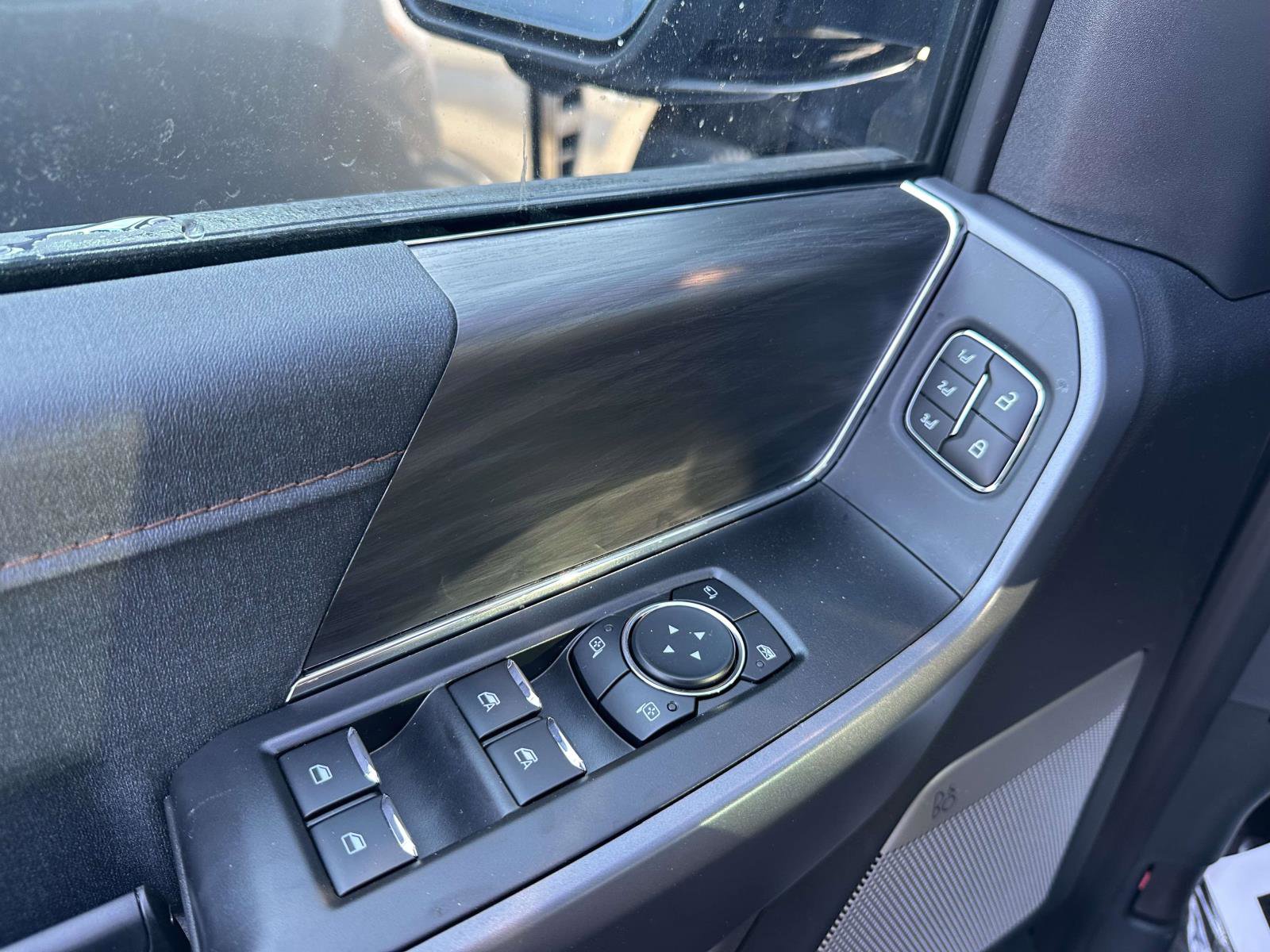 New 2025 Ford F150 Lightning Lariat image 24