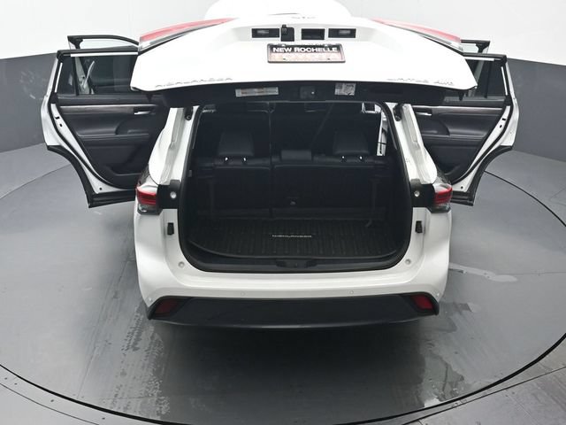 Used 2022 Toyota Highlander Limited AWD/4WD image 54