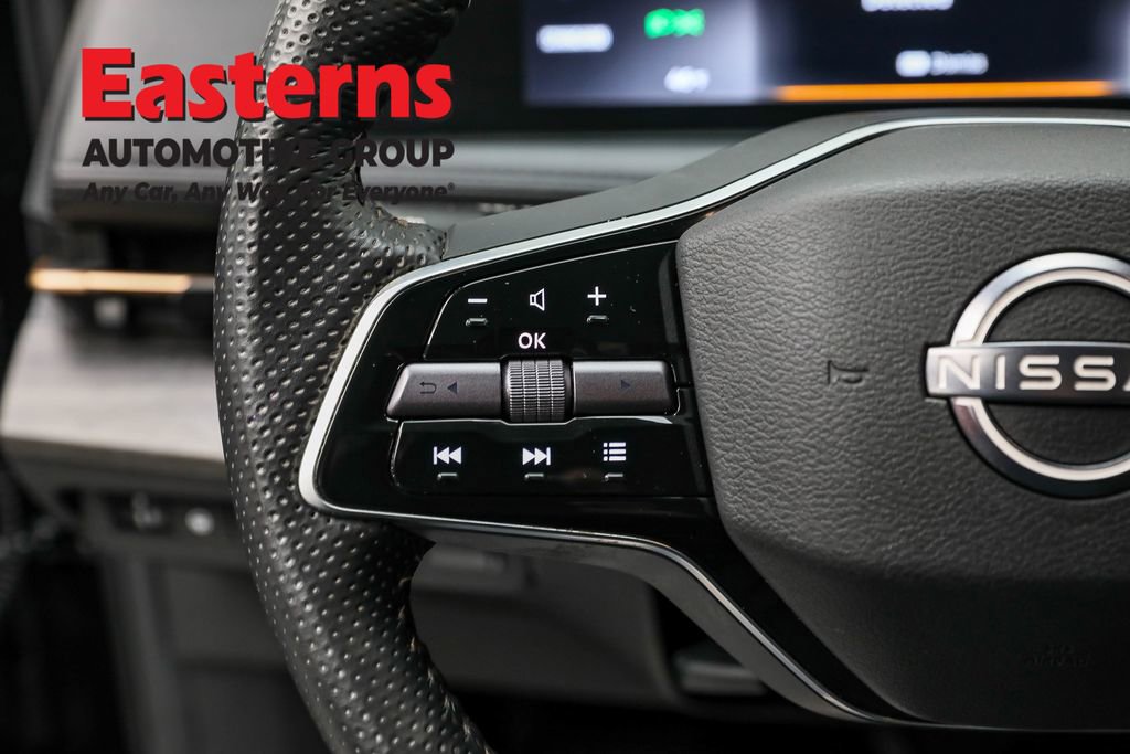 Used 2024 Nissan Ariya AWD image 14