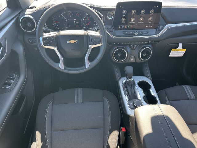 New 2026 Chevrolet Blazer LT w/ LPO, Floor Liner Package FWD image 22