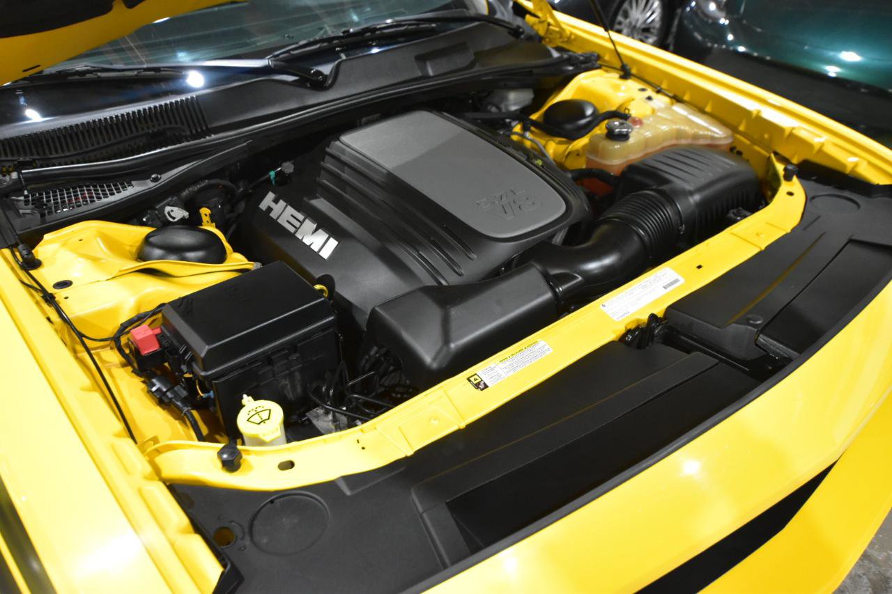 Used 2012 Dodge Challenger R/T image 43