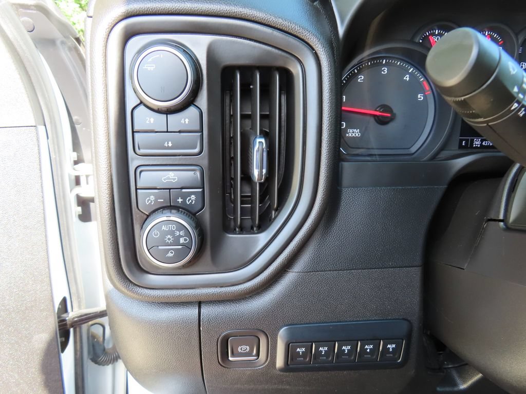 Used 2023 Chevrolet Silverado 3500 W/T w/ WT Convenience Package AWD/4WD image 8