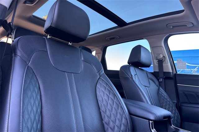 Used 2022 Kia Sorento SX Prestige image 21